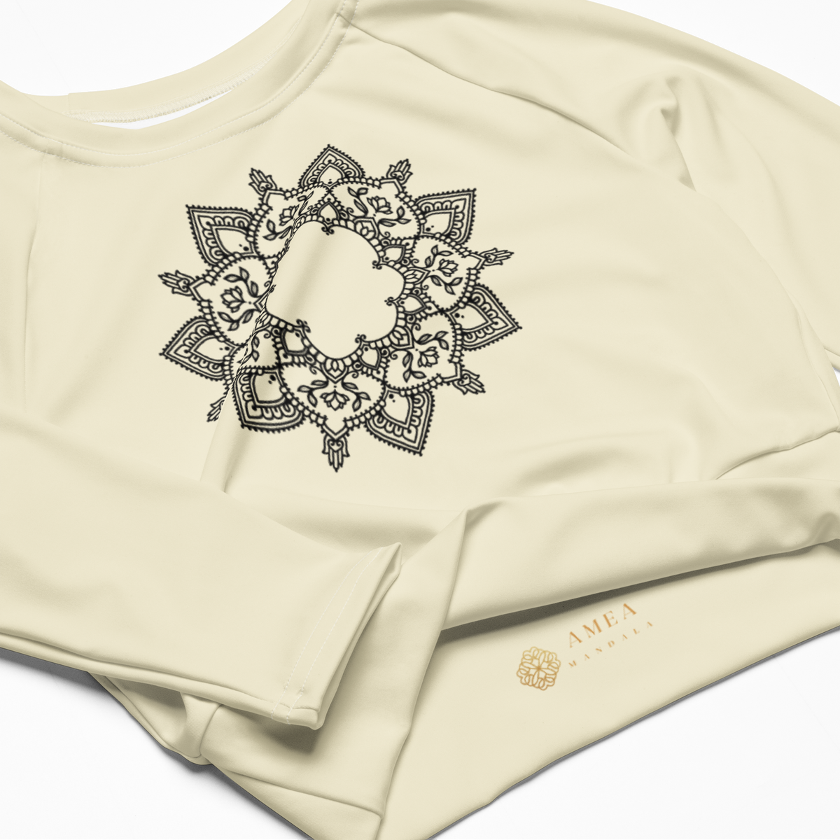 Cropped long sleeve top with mandala - Ivory